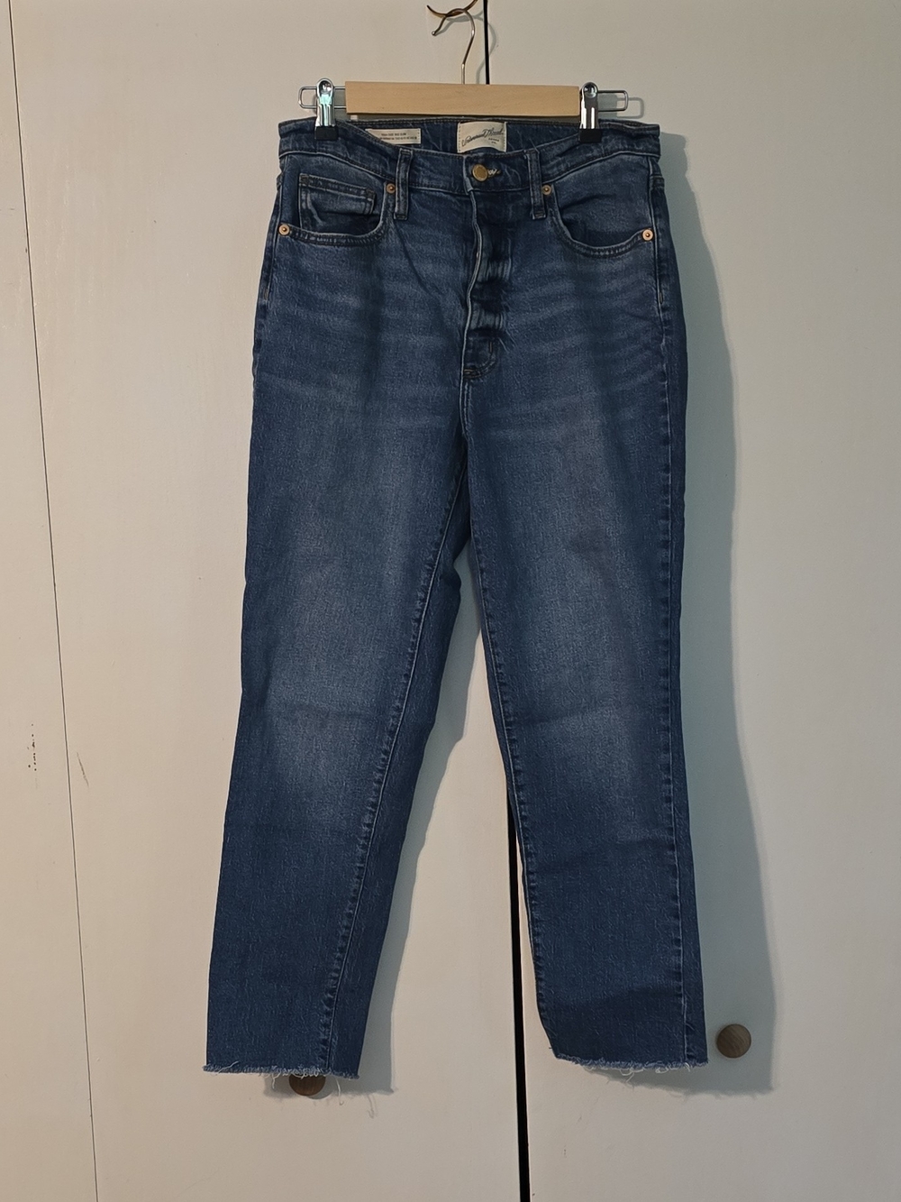 Universal Thread Dark Blue Straight Leg Women’s Jeans